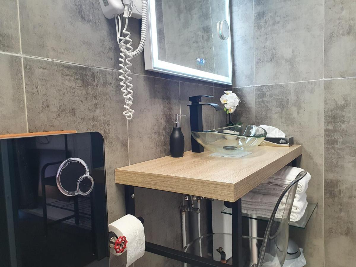 Lane Tiny Homes, Nahe Messe Apartment *