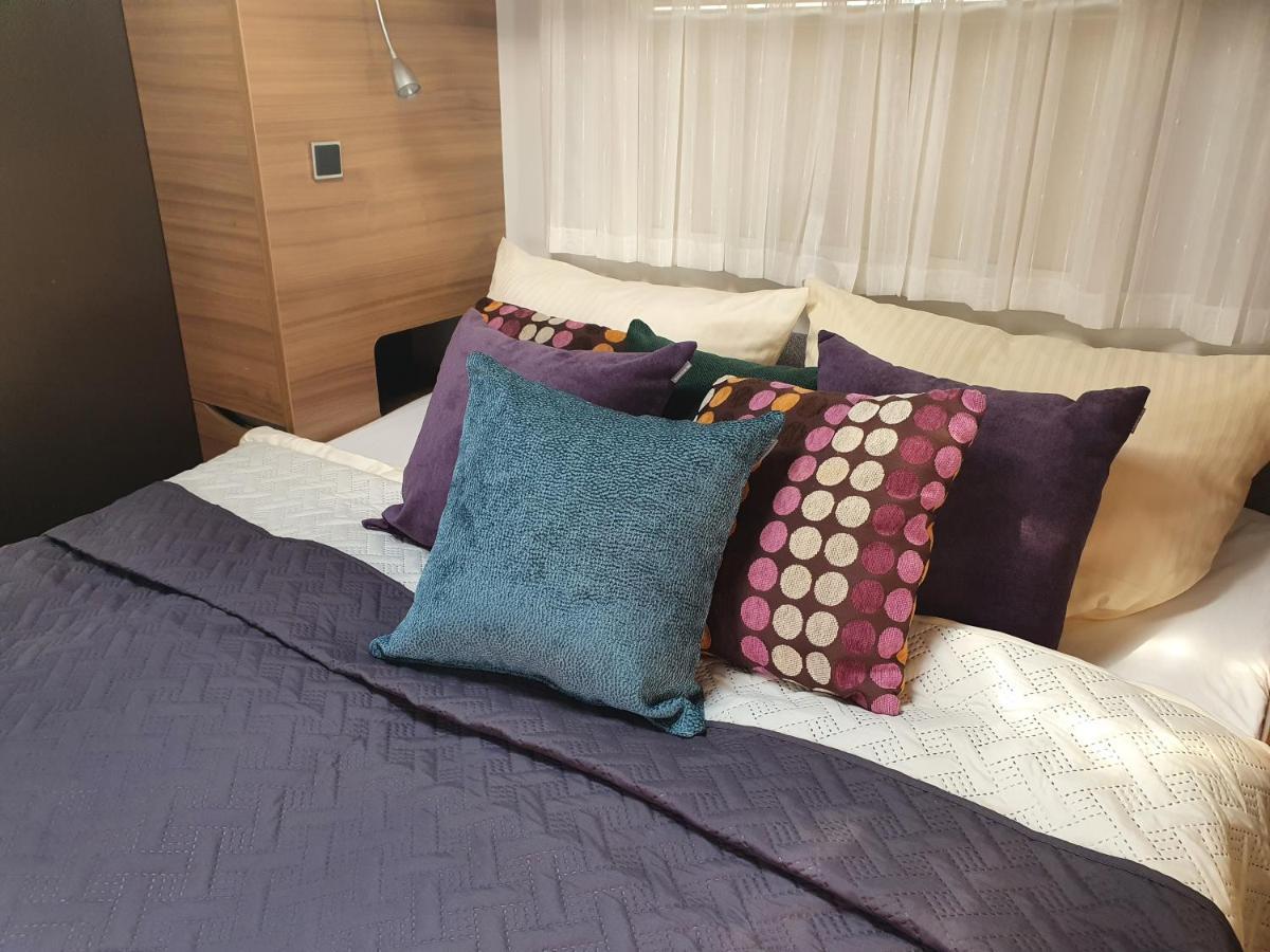 Lane Tiny Homes, Nahe Messe Apartment